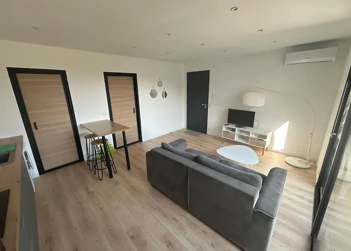 Loue T2 Neuf Apartamento